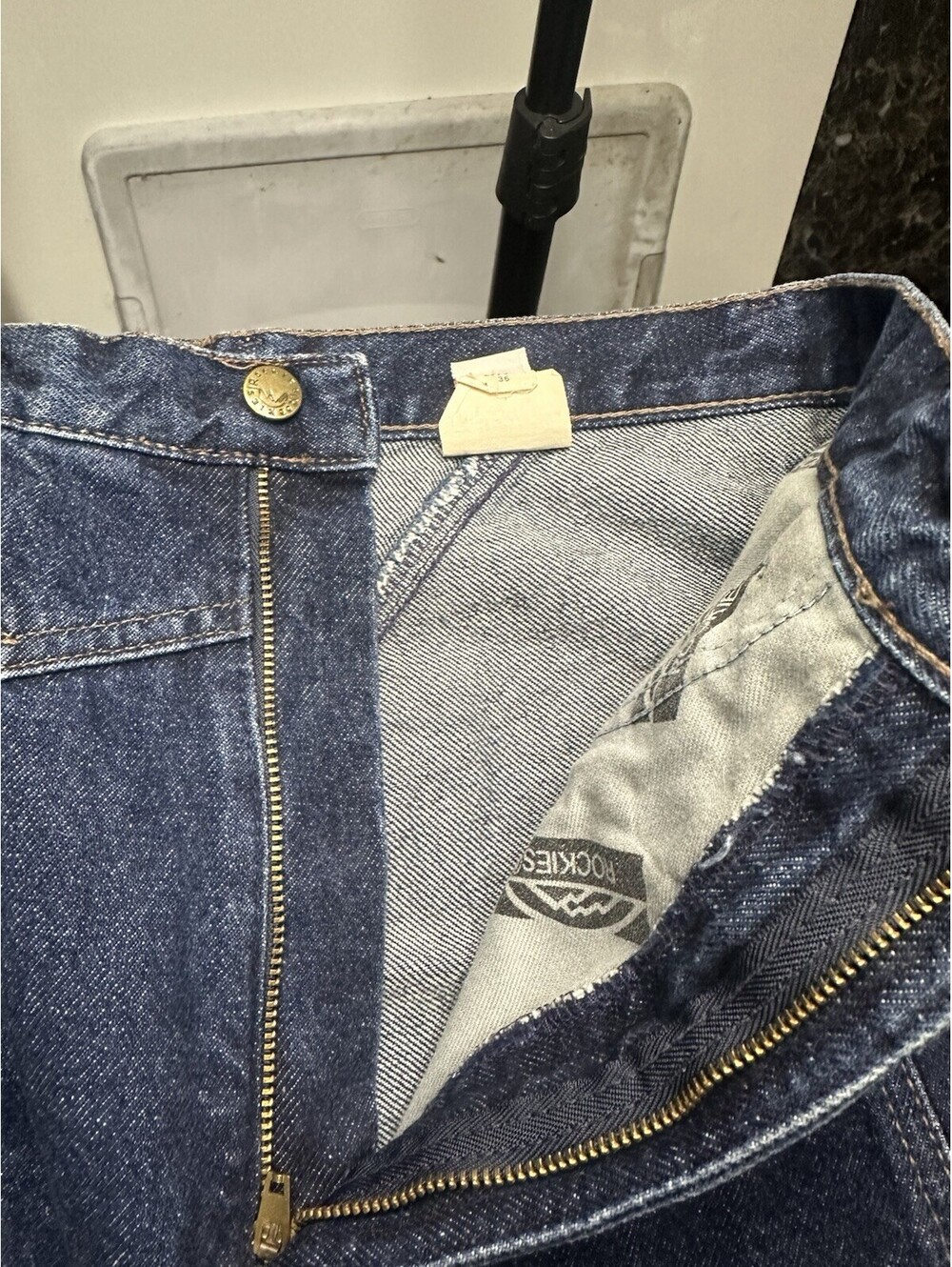 VTG Rockies Jeans USA Dark Wash Western High Rise No Back Pocket Denim - Picture 5 of 14